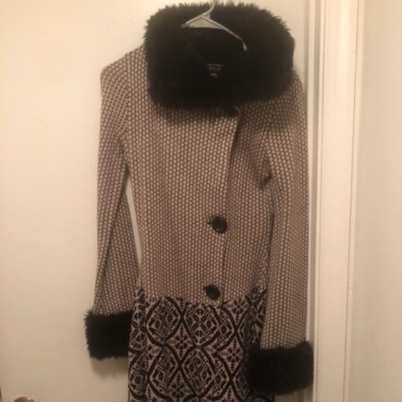 Betsey Johnson Sweatcoat - Picture 1 of 4